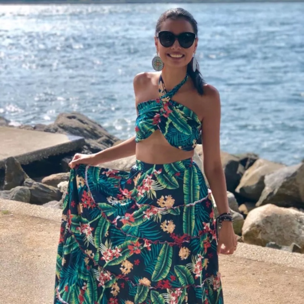 2 Piece Bandeau Top and Skirt Set - Picture 4 of 8